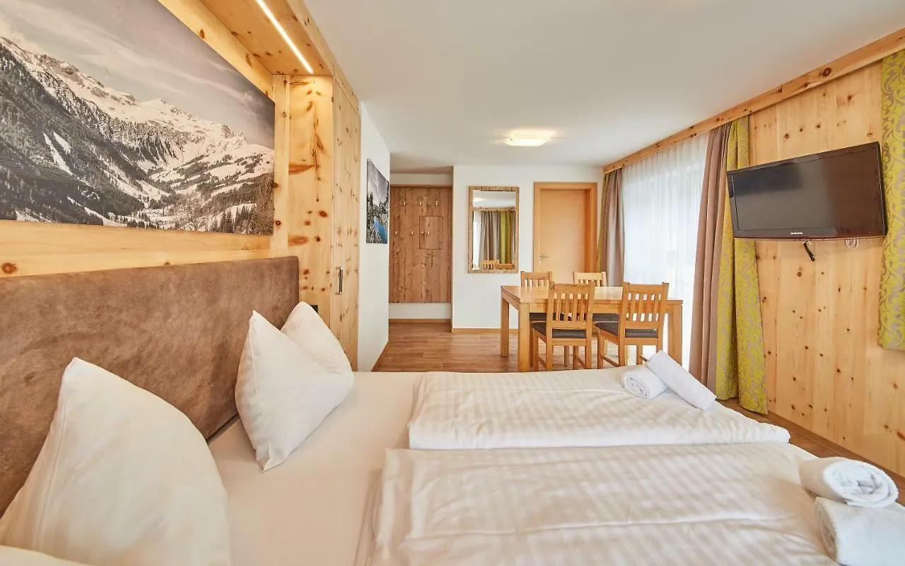 Appartements Hollin Σάαλμπαχ-Χίντεργκλεμ 0*,